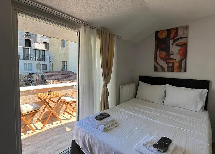 Taksim Dolunay * Istanbul