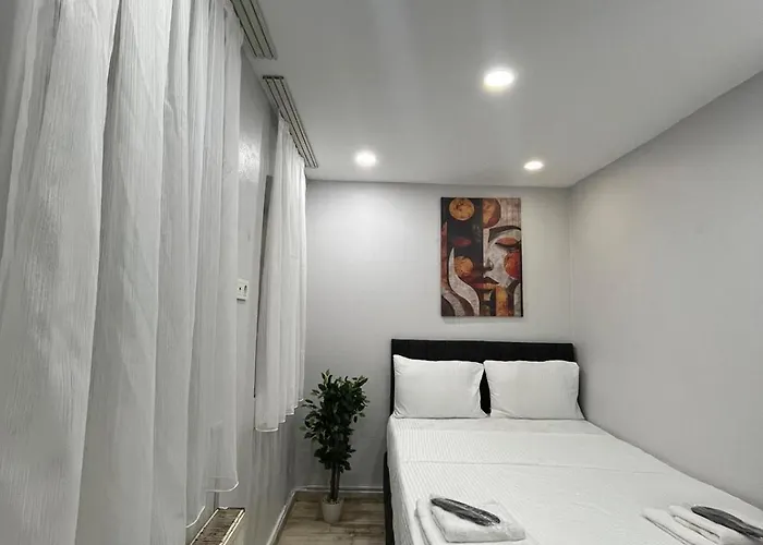 Taksim Dolunay Apartman *