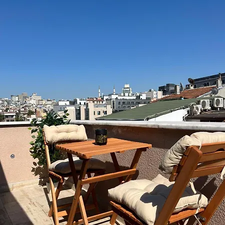 Taksim Dolunay